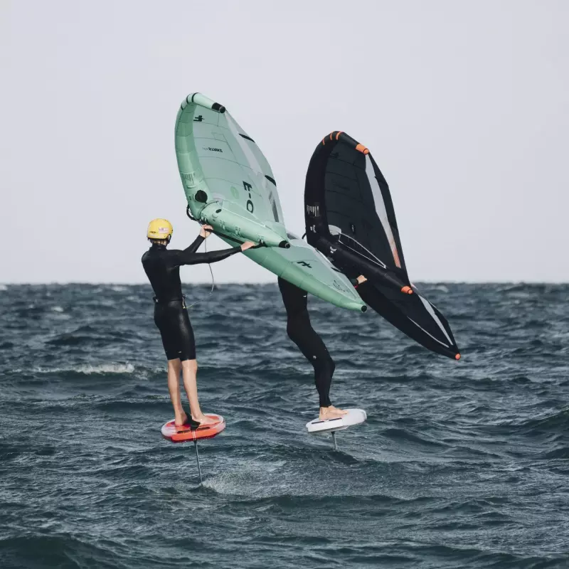 F-ONE STRIKE V5 2025