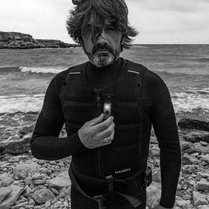 MANERA Vagabond Impact Vest