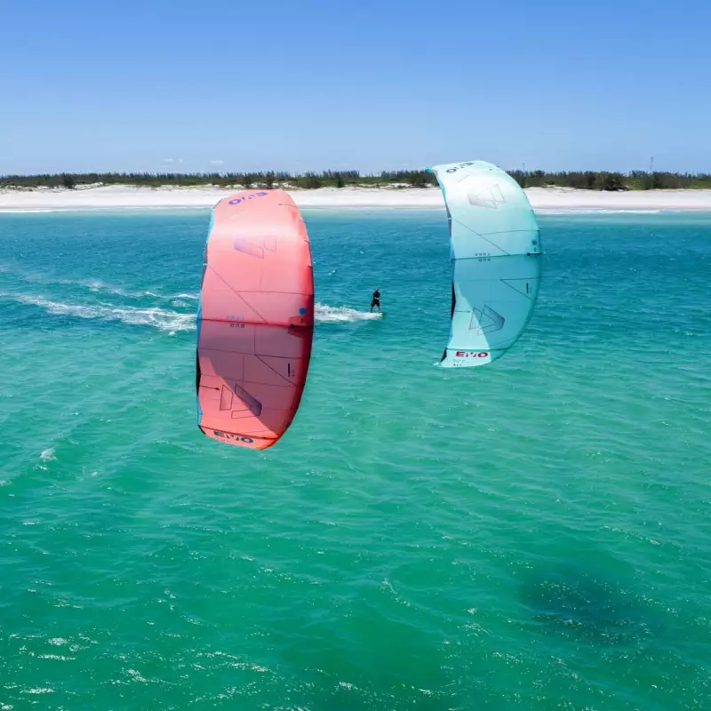 PACK KITESURF DUOTONE EVO 2025 + GONZALES 2025 + TRUST BAR 2025