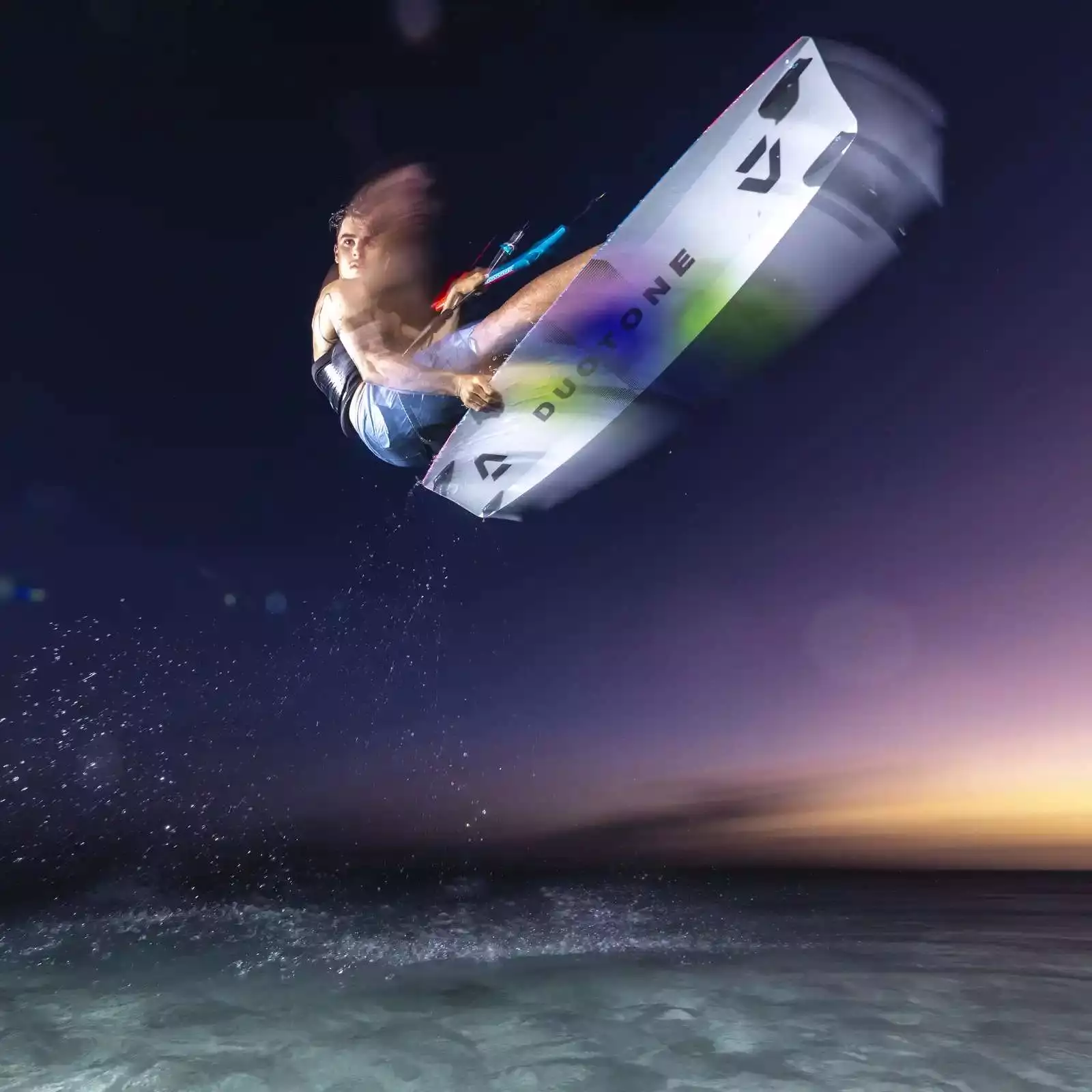 DUOTONE SELECT SLS 2026 – PLANCHE TWINTIP