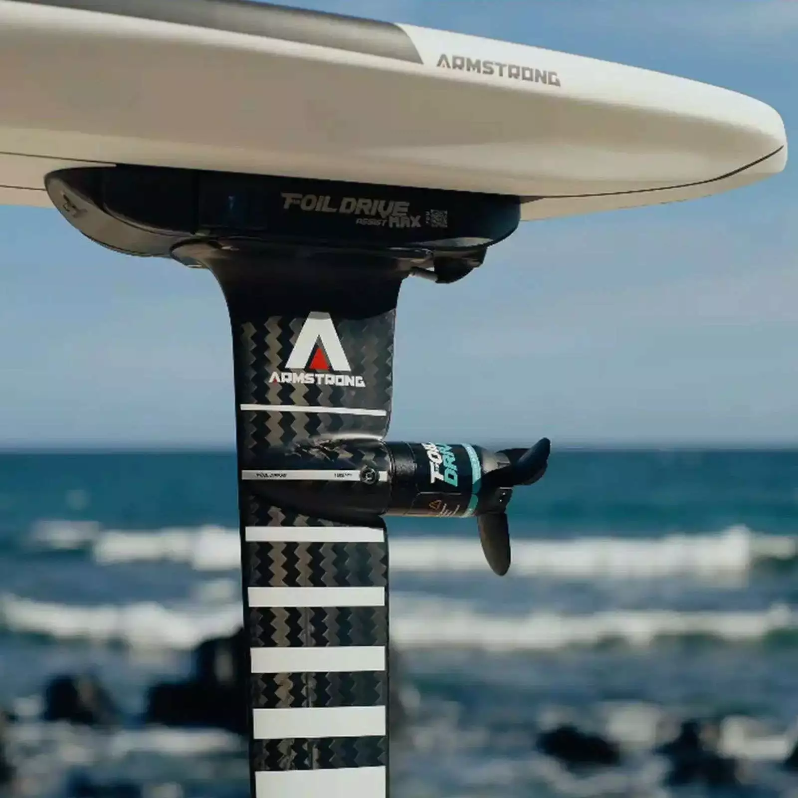 FOIL DRIVE X ARMSTRONG FOIL ASSIST CARBON MAST 2025 – mât foil assist