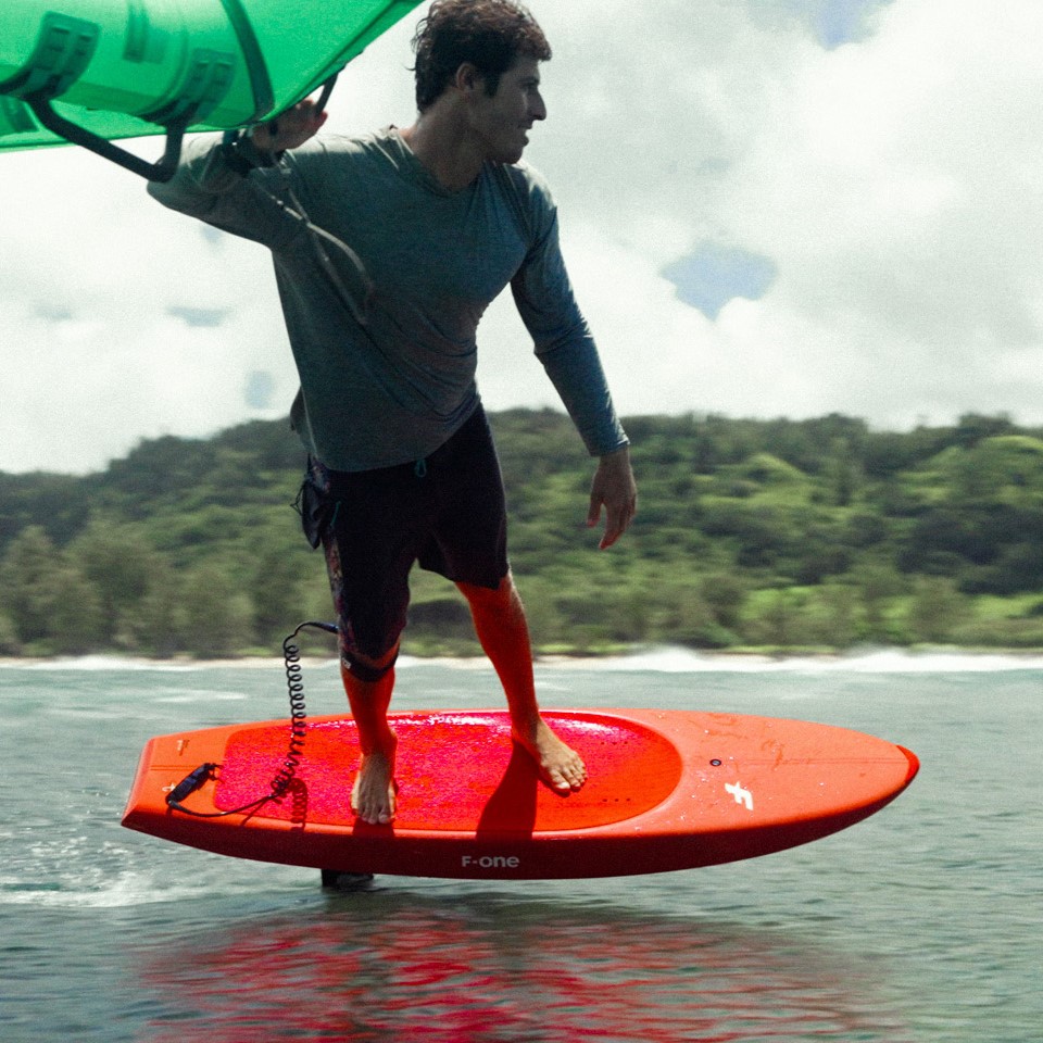 F-ONE ROCKET MID LENGTH 2024 en action sur l’eau